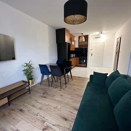 Sdh 3 Radzymin Comfortable Apartment Near Warsaw Eksteriør bilde
